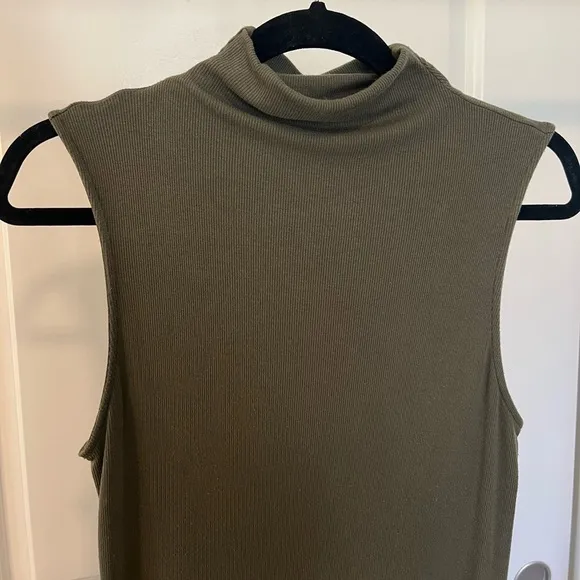 A New Day Stretch Mock Neck Sleeveless Ribbed Knit Tank Midi Dress Green Medium