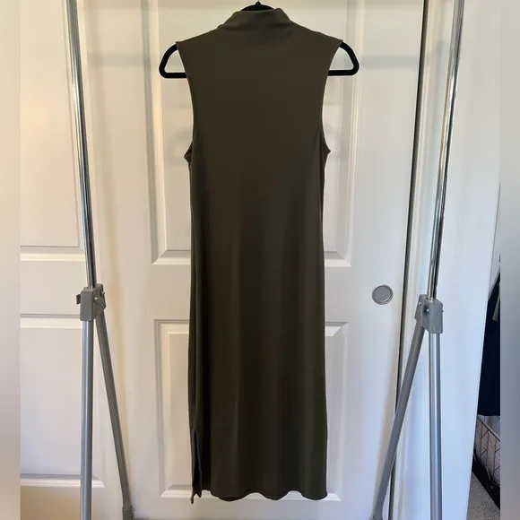 A New Day Stretch Mock Neck Sleeveless Ribbed Knit Tank Midi Dress Green Medium