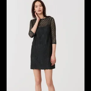 Ann Taylor loft diamond lace shift dress