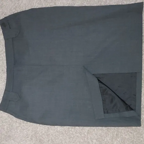 Anne klein gray skirt suit set