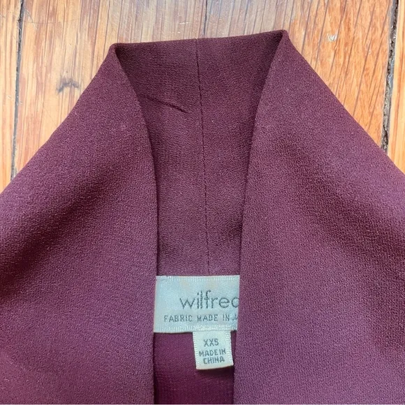 Aritizia Wilfred A-line V-neck flowy shift dress size XXS