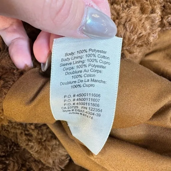 Aritzia Wilfred Free Plush Jacket