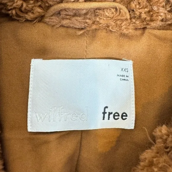 Aritzia Wilfred Free Plush Jacket