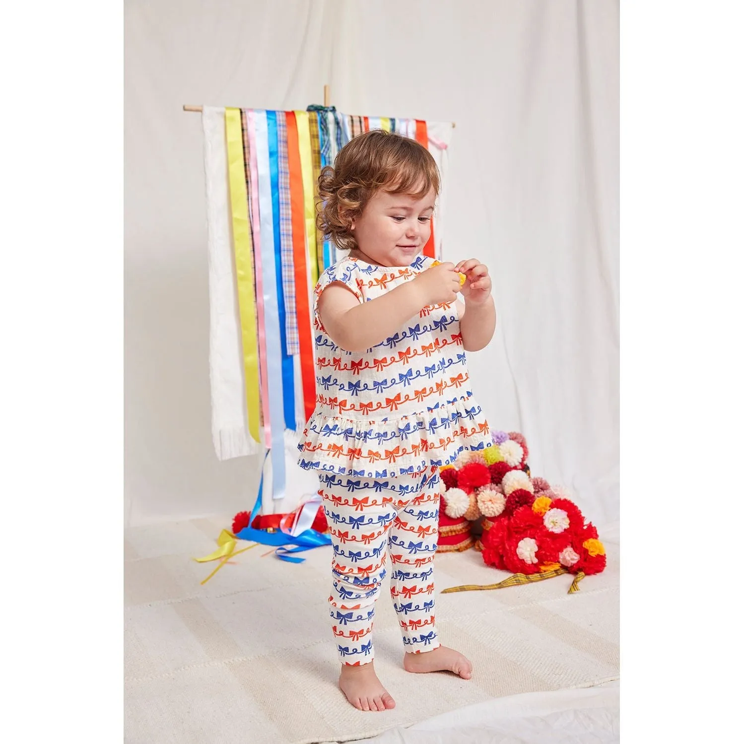 Baby Ribbon Bow All Over Leggings