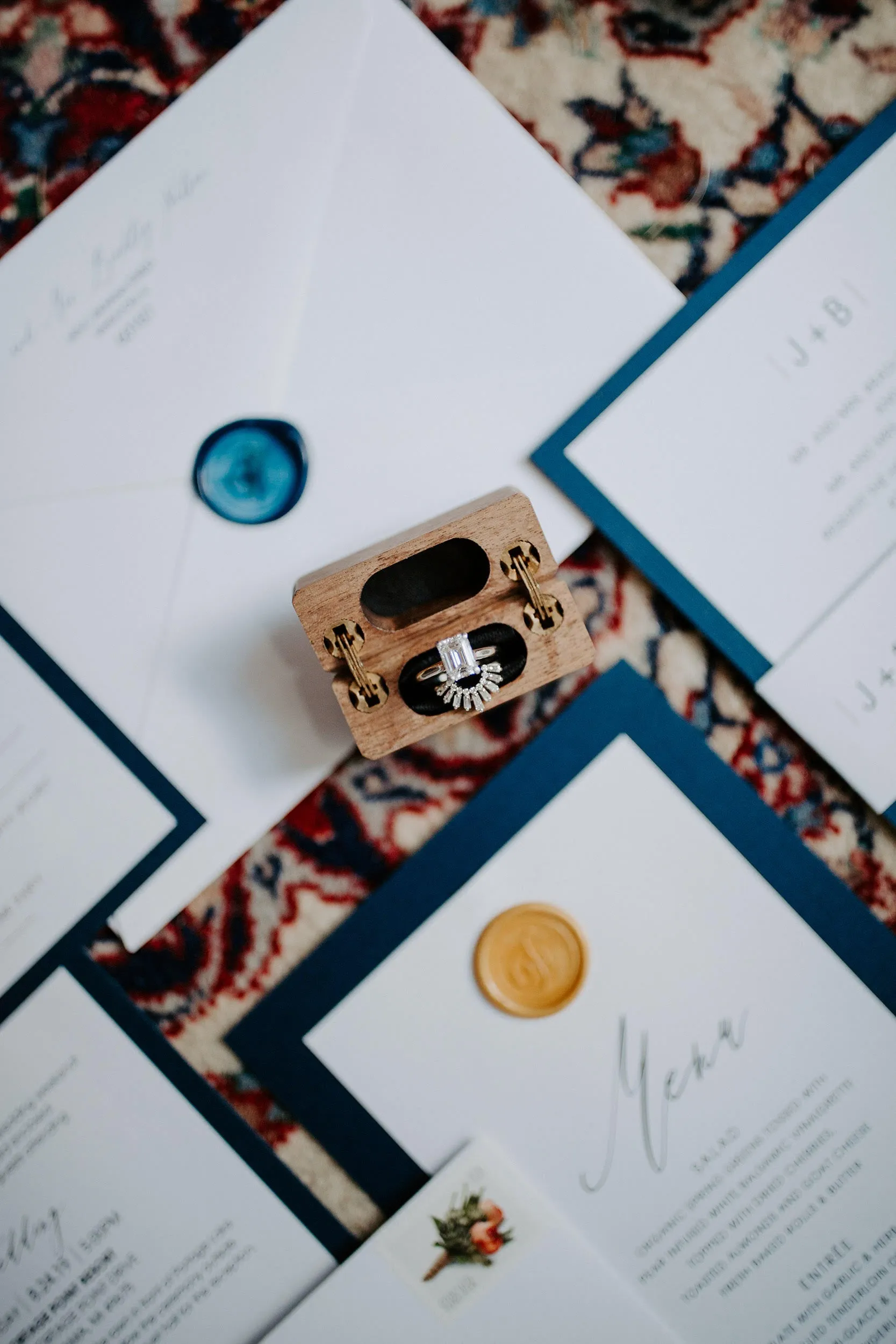 Baguette & Round Contour Ring