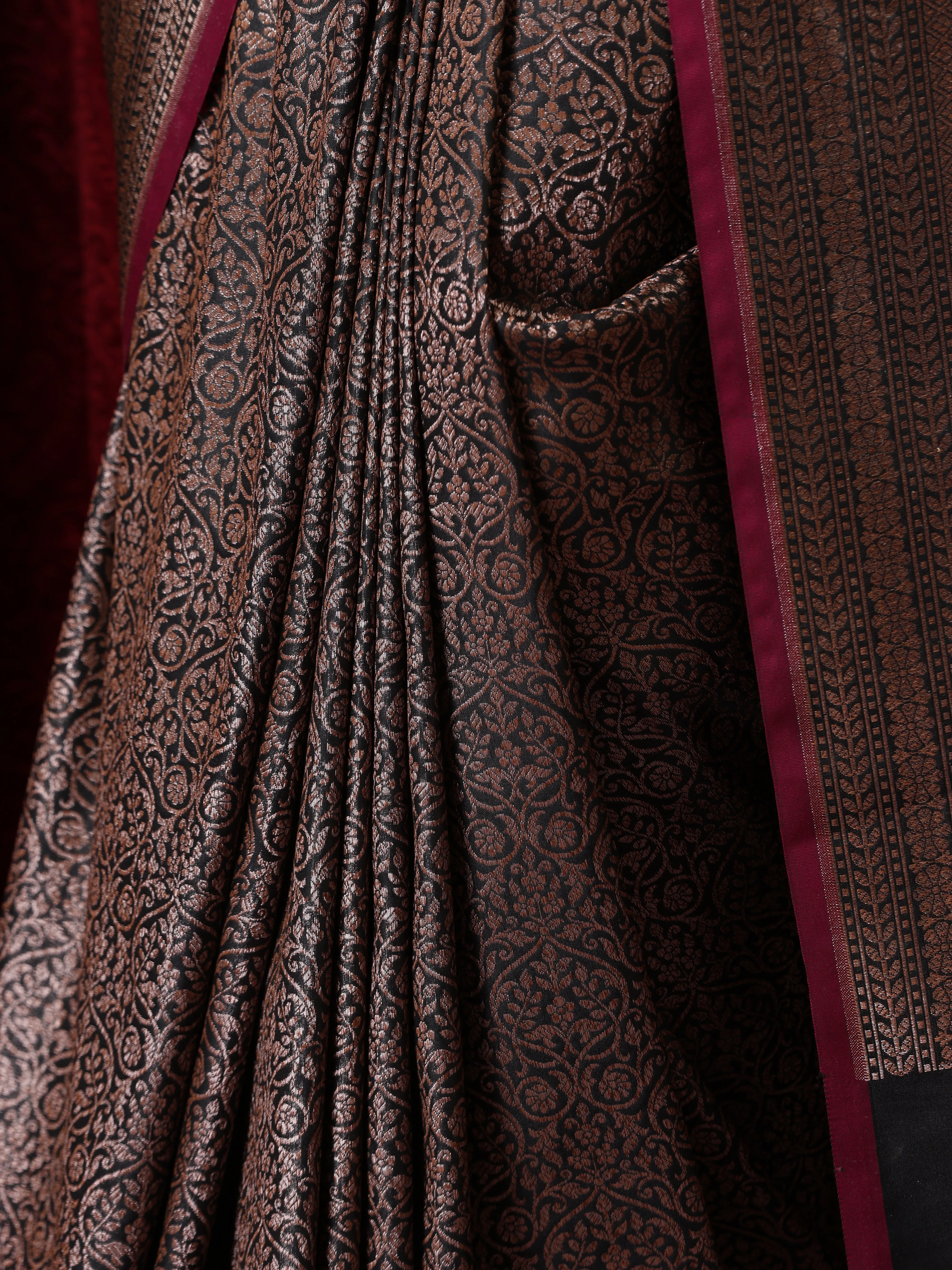 Banarasi Black Purple Jaal Silk Saree with Blouse Fabric