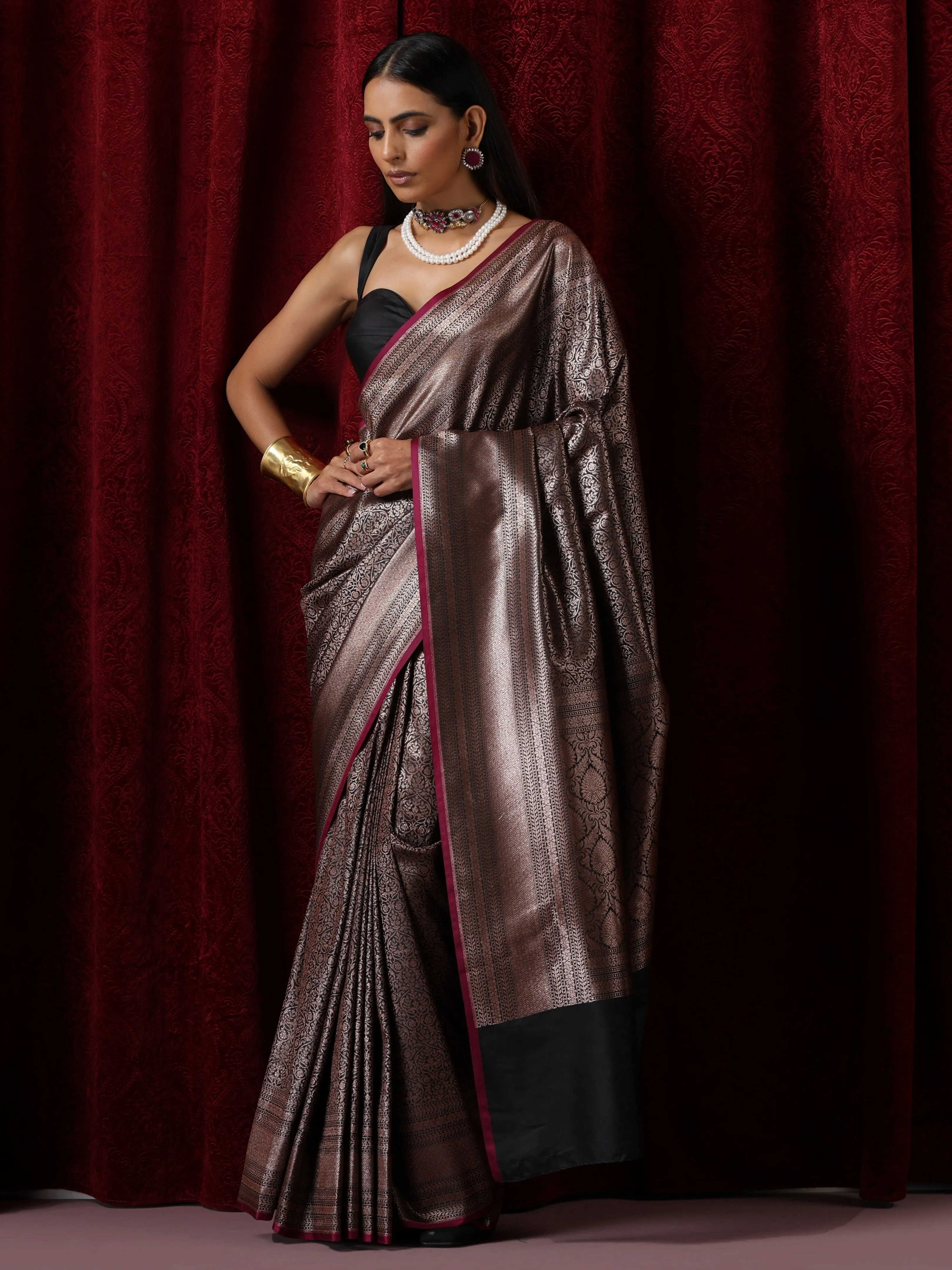 Banarasi Black Purple Jaal Silk Saree with Blouse Fabric