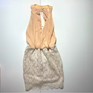BLVD Cream White V-Neck Sleeveless Crochet Embroidered Bottom Mini Dress NWT L