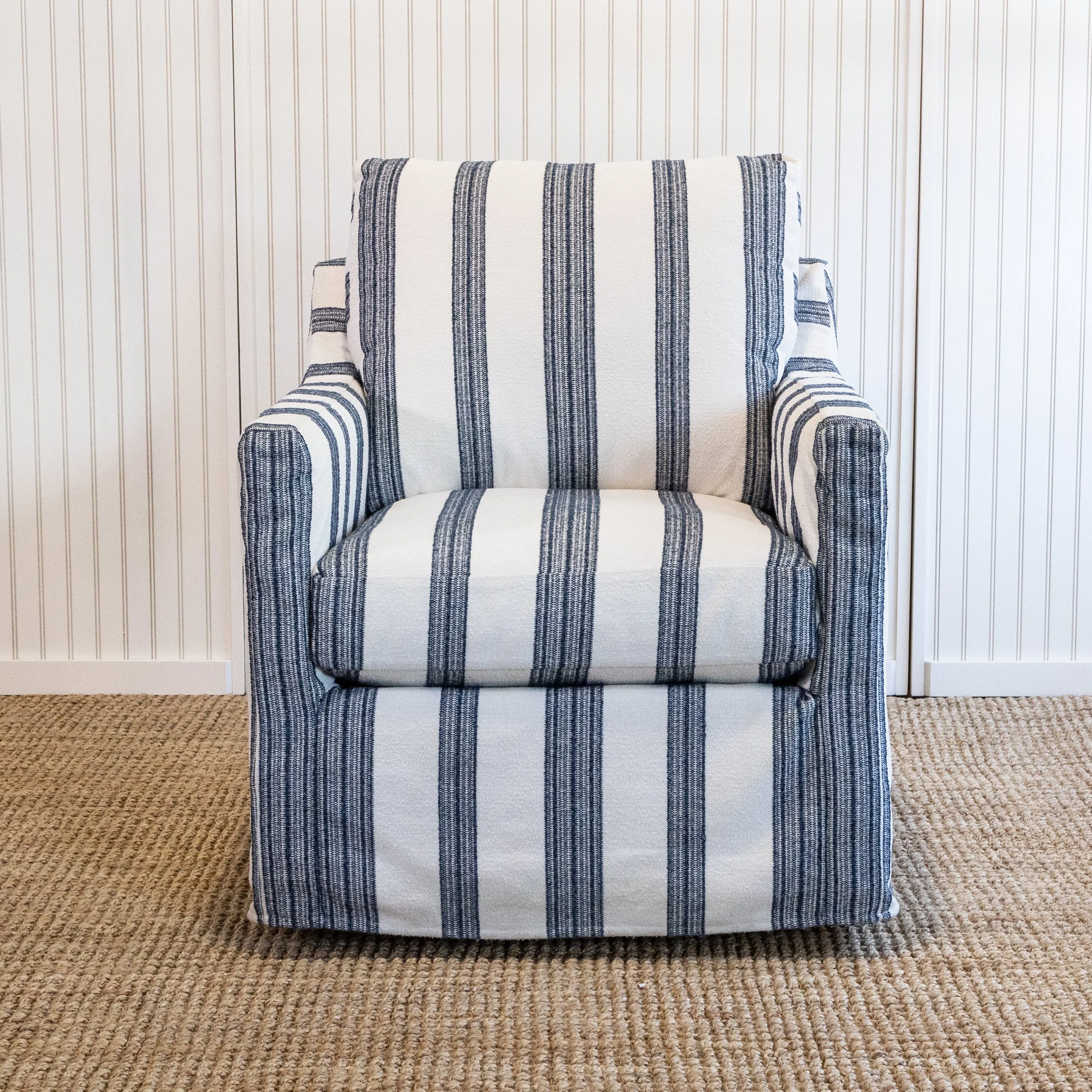 Bridgeport XL Slipcovered Swivel Glider