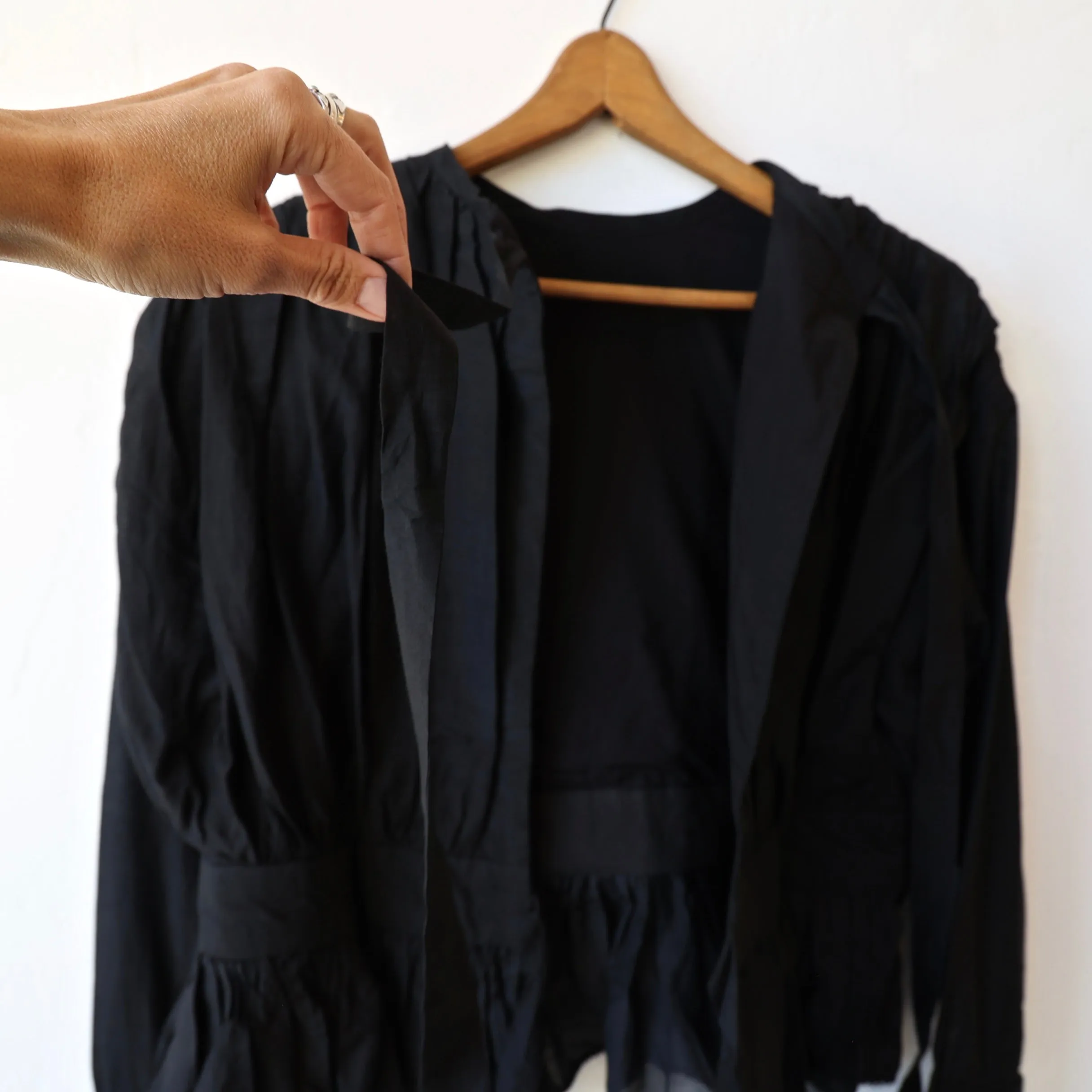 Bunon Tie Blouse - Black