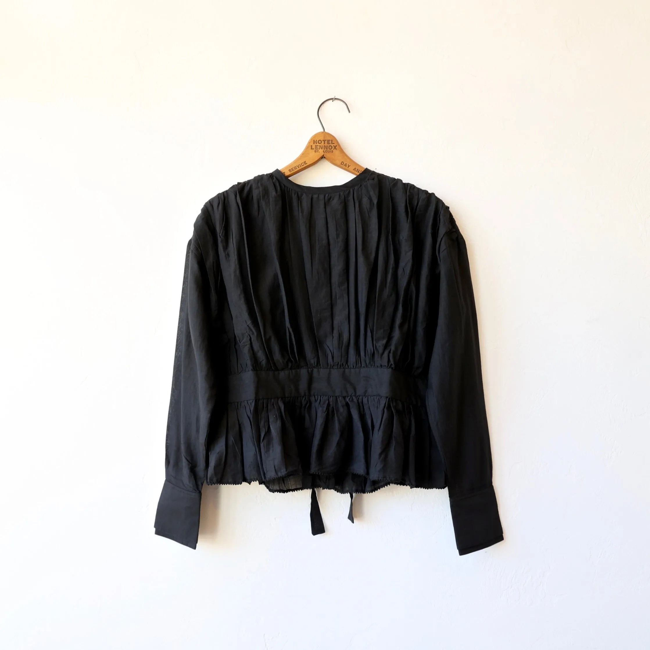 Bunon Tie Blouse - Black