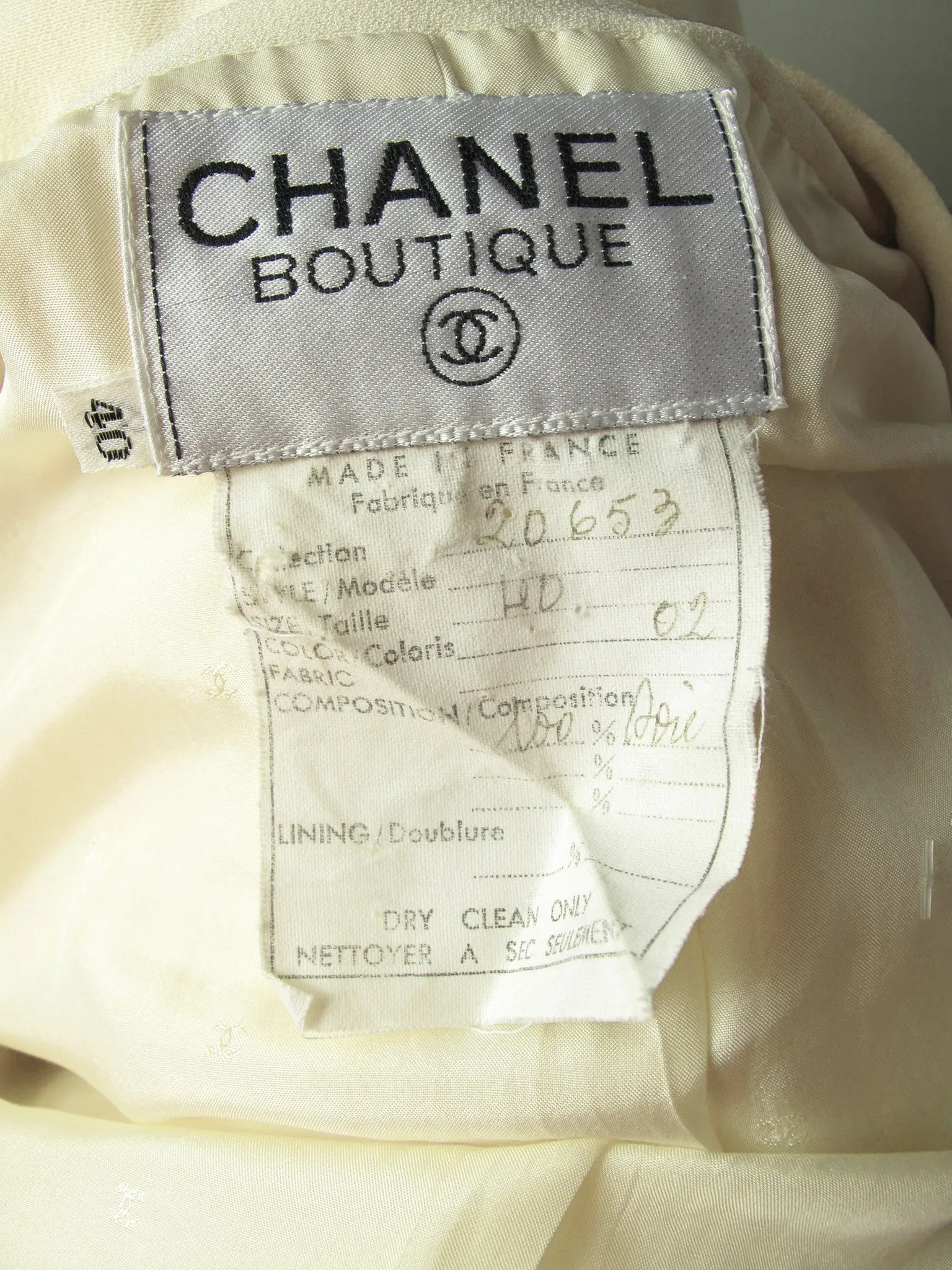 CHANEL Suit