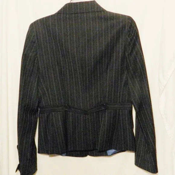 Classiques Entier Dark Gray Pinstripes Lined Suit with Skirt Sz 6