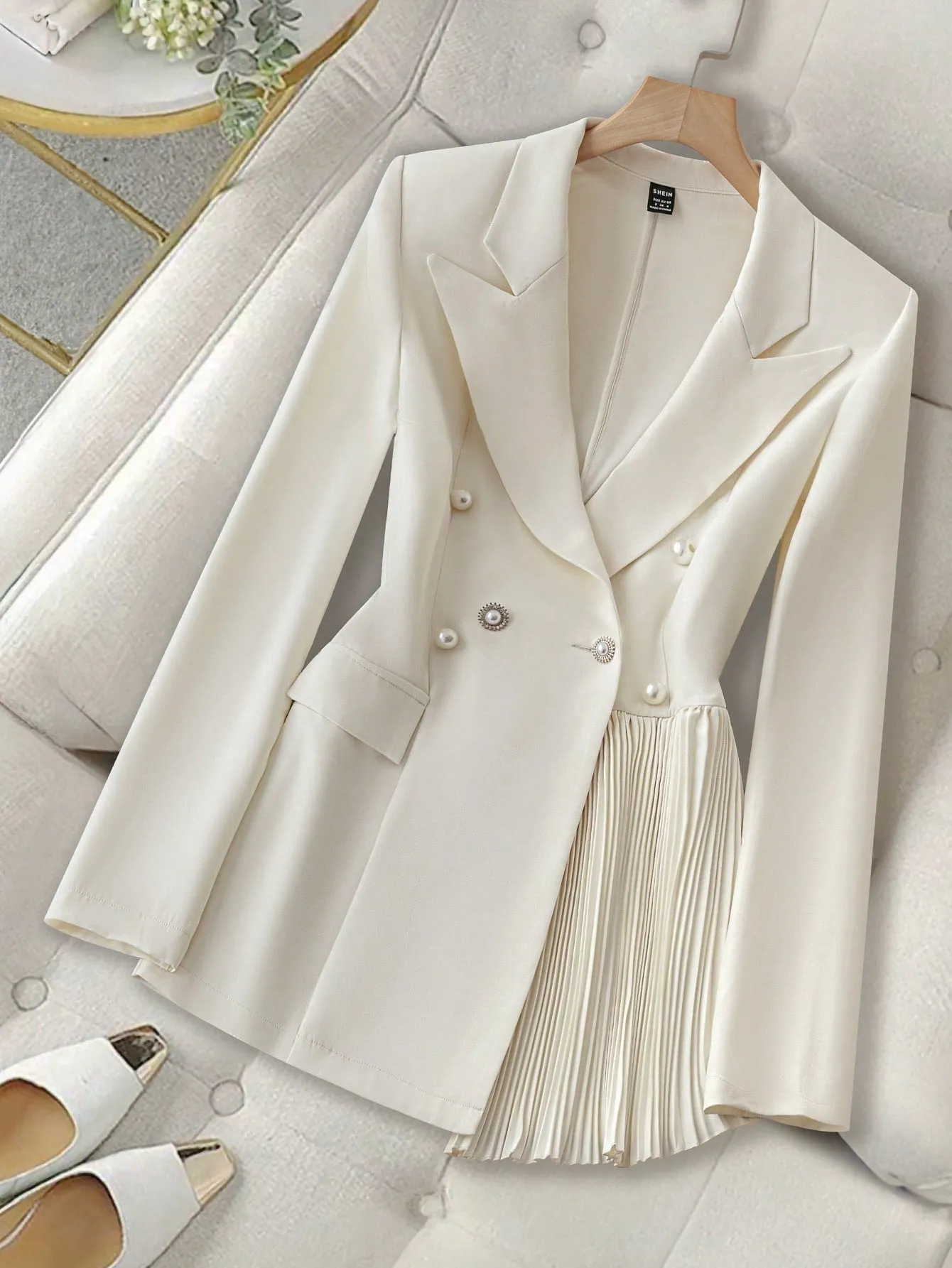 Elegant Solid Color Double-Breasted Pleated Splice Jacket