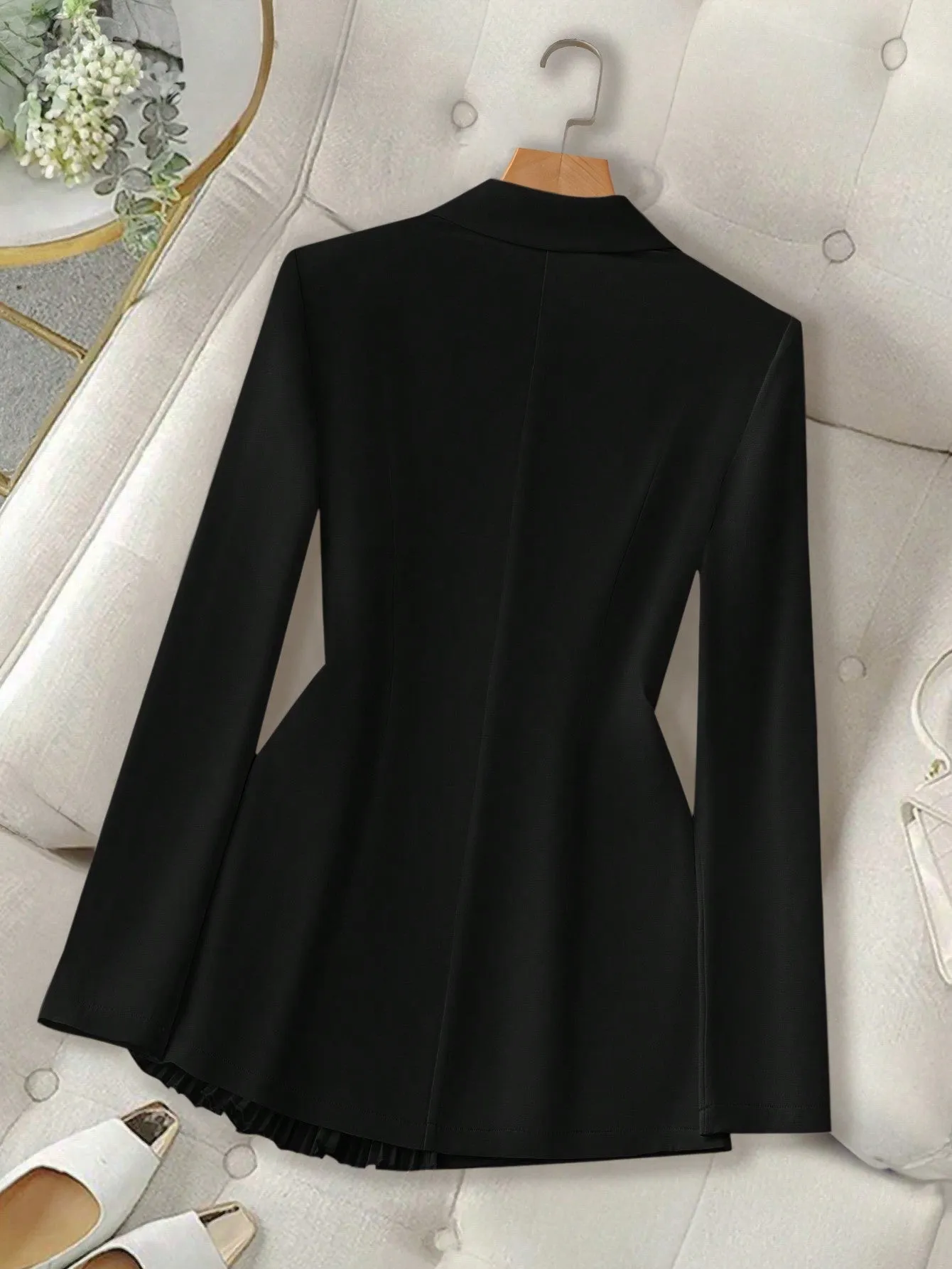 Elegant Solid Color Double-Breasted Pleated Splice Jacket