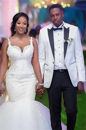 Fashion White One Button Peaked Lapel Wedding Groom Suits