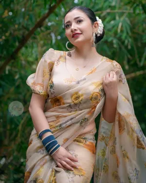 Flora Print Saree In Cream Color