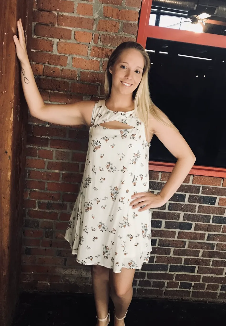 Floral Print Cut Out Shift Dress - Cream