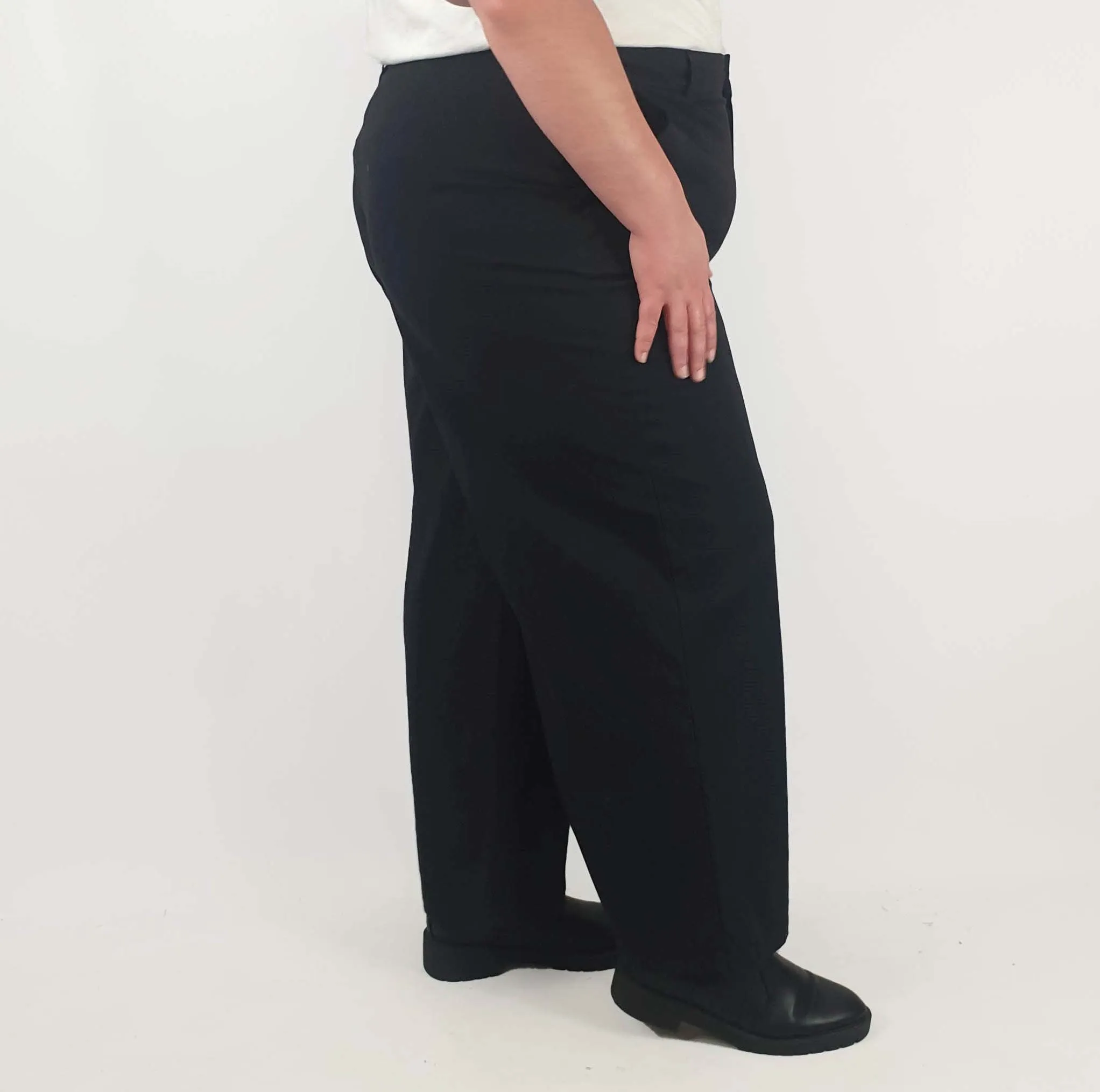 Frock Me Out black wide leg pants size 22