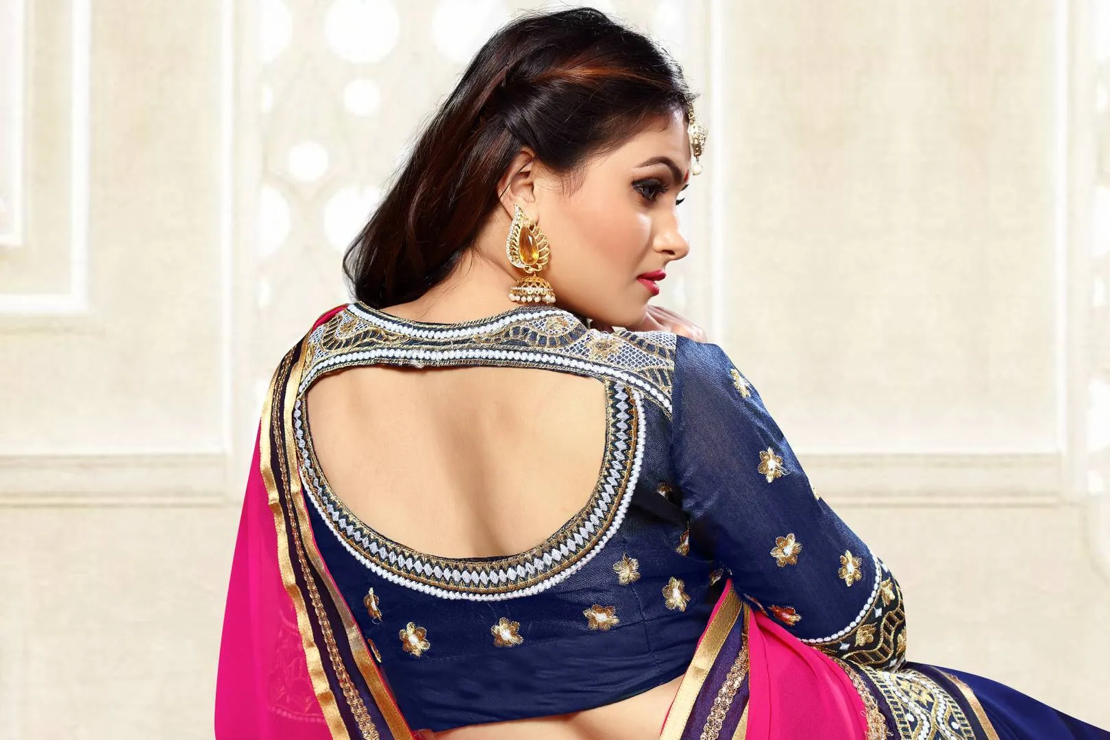 Georgette Embroiderd Pink-Blue Color Party Wear Saree
