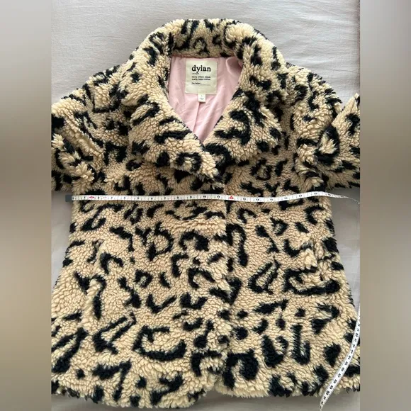 🎉HP🎉Dylan Los Angeles Teddy Leopard-Print Jacket