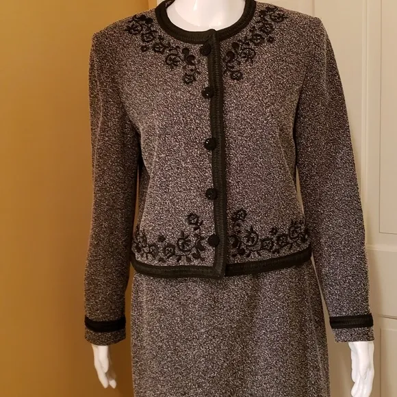 John Meyer of Norwich Two piece suit Vintage  10