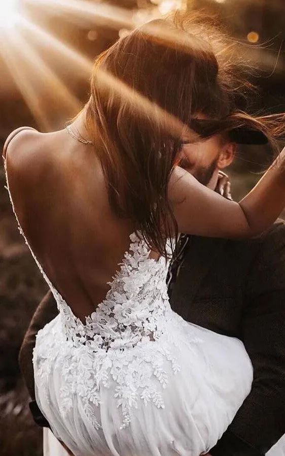 Lace Tulle Sweep Train A Line Sleeveless Casual Wedding Dress with Appliques-715985