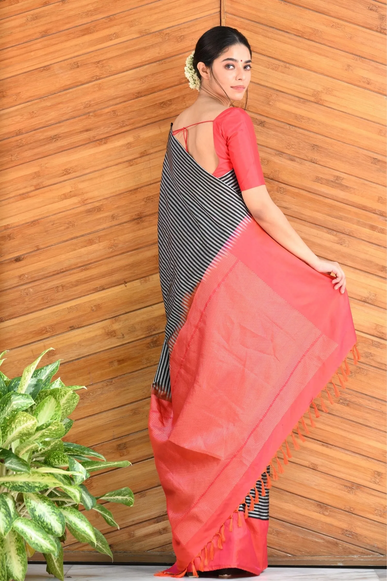 Lal Kali Kanjiveram Silk Saree