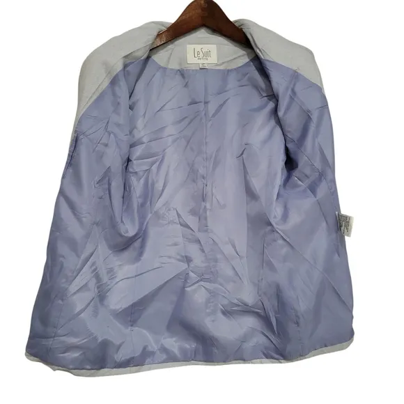 Le Suit Separate Jacket Women's. Size 4P. Excellent Condition Pre-owned
