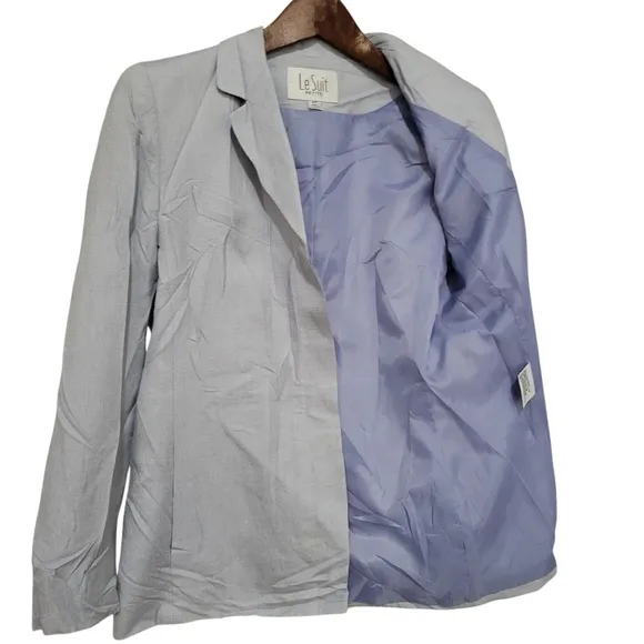 Le Suit Separate Jacket Women's. Size 4P. Excellent Condition Pre-owned