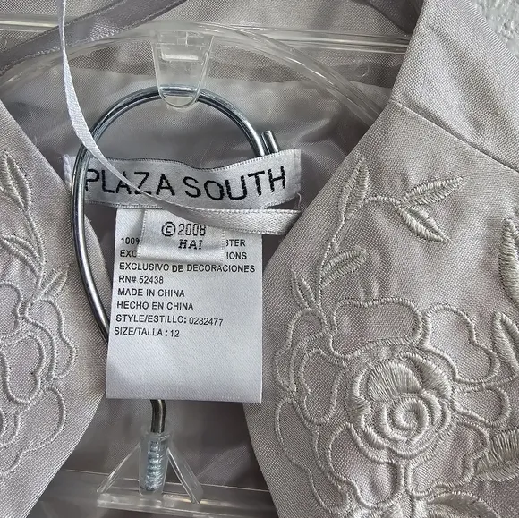 Light grey skirt suit with elegant embroidery size 12