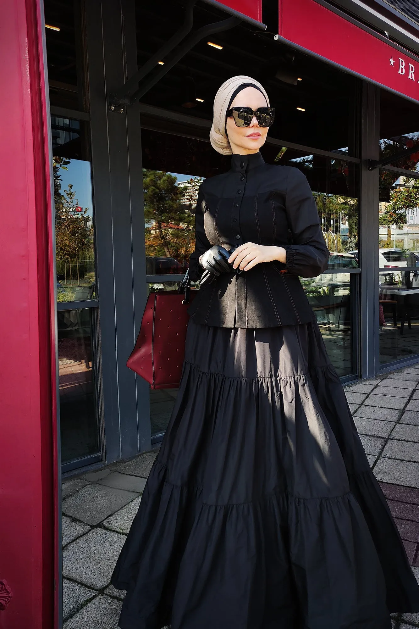 Lima Suit in Black