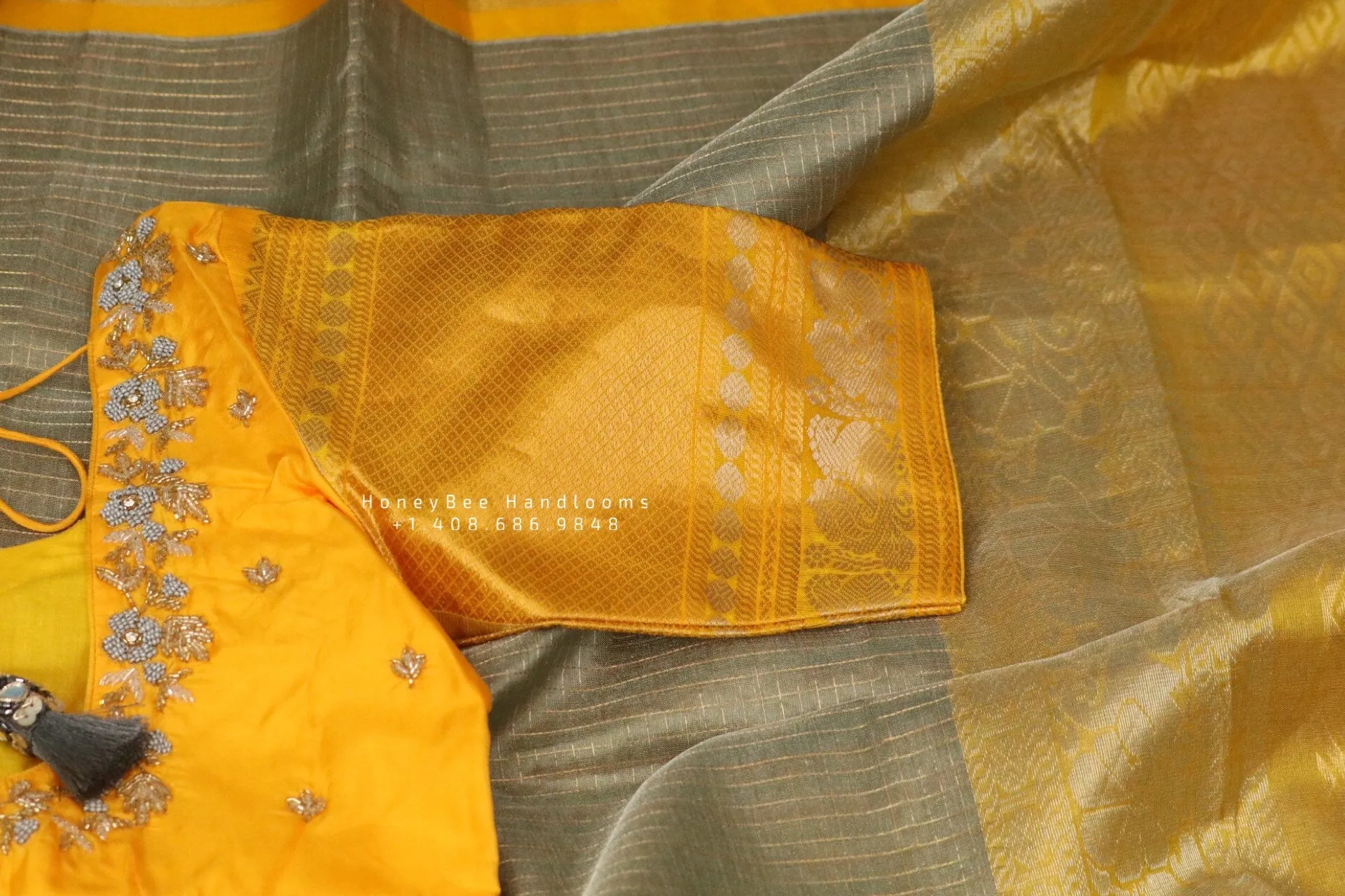 Lyte weight Pattu Sarees online,South Indian Sarees,Pure Silk Sarees,Kanjivaram Saree,kanchi pattu saree,Zari saree,handloom saree - NIHIRA