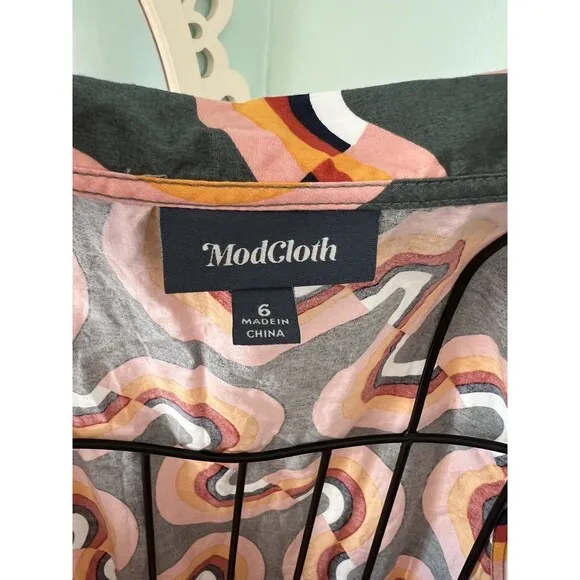 ModCloth “Mod Well” Rainbow sleeveless midi dress Sz  6 Swirl