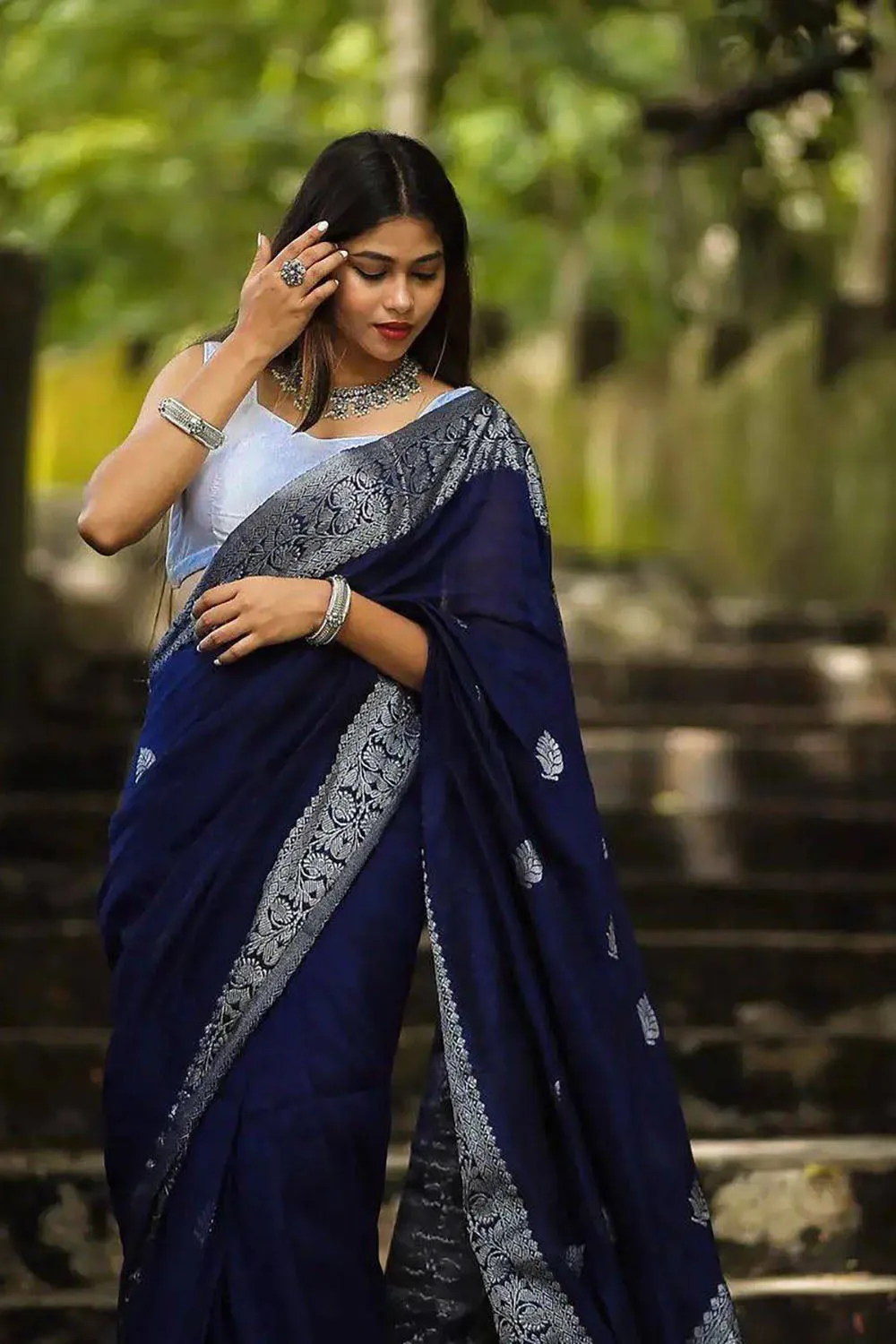 Navy Blue Banarasi Silk Saree With Zari Weaving Work
