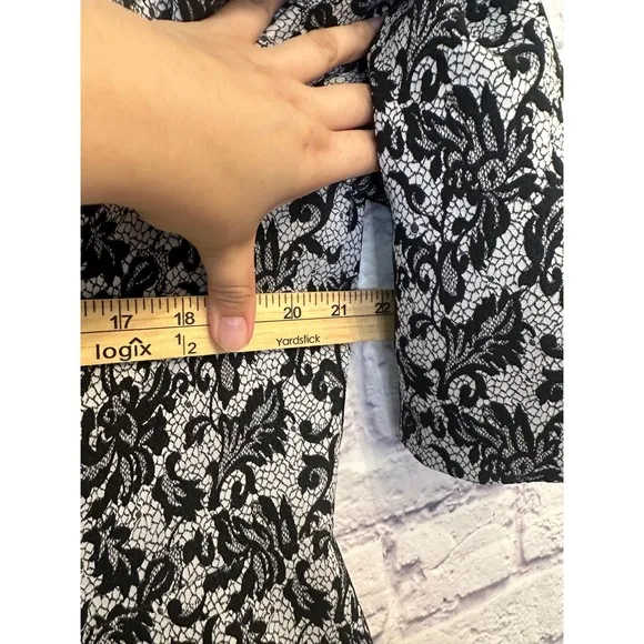 Nipon Boutique Skirt Suit Set Black White Lace Floral Size 16