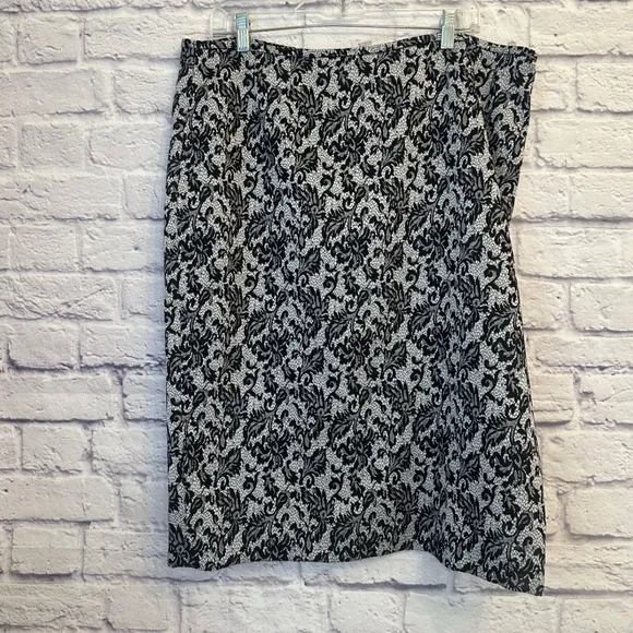 Nipon Boutique Skirt Suit Set Black White Lace Floral Size 16