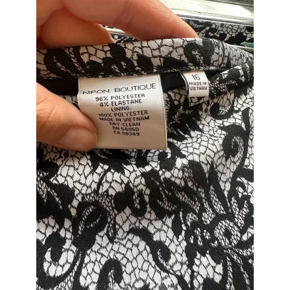 Nipon Boutique Skirt Suit Set Black White Lace Floral Size 16
