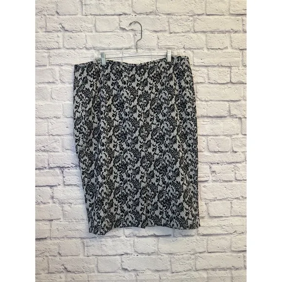 Nipon Boutique Skirt Suit Set Black White Lace Floral Size 16