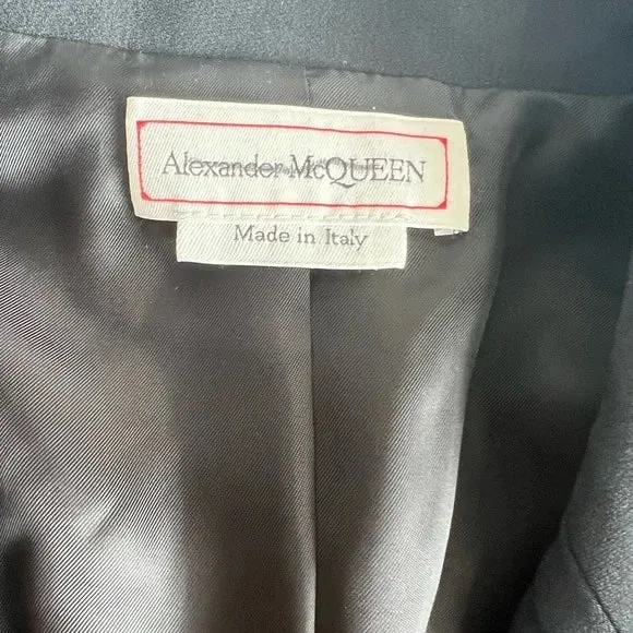 NWT Alexander McQueen Peak Shoulder Leaf Crepe Jacket in Black One Button Blazer IT 36
