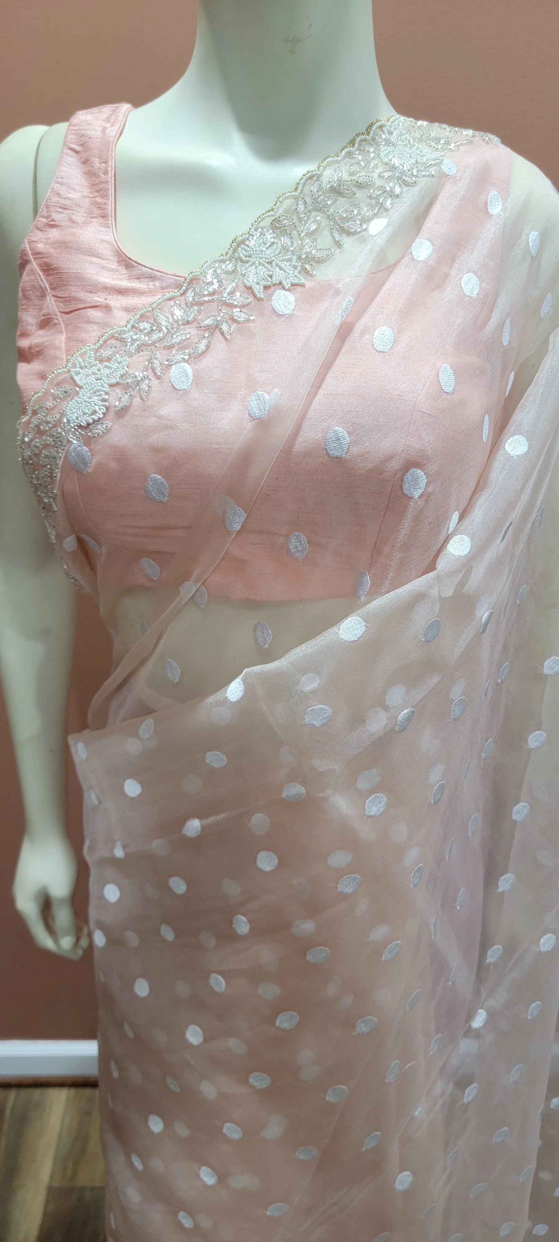 Organza saree w/ Rawsilk sleeveless blouse in Peach color