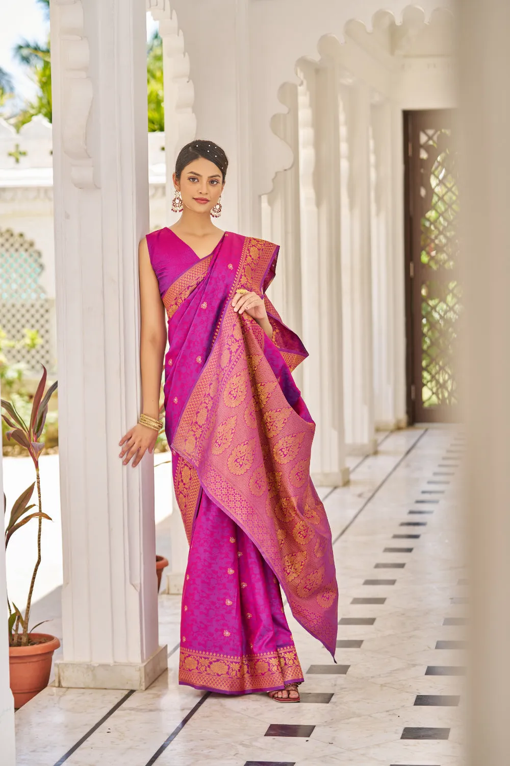 Partywear Mulberry Purple Kanjivaram Weaving Saree