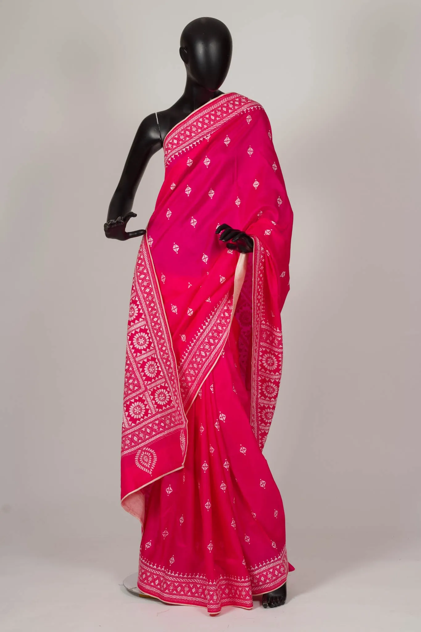 Pink kantha saree
