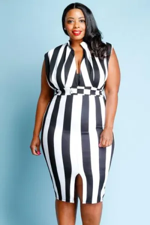 Plus Size Sleeveless Sexy V Detail Striped Midi Dress