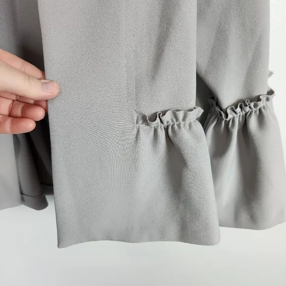 Rare EUC Topshop Gray Ruffle Crop Jacket Size 2 #0248