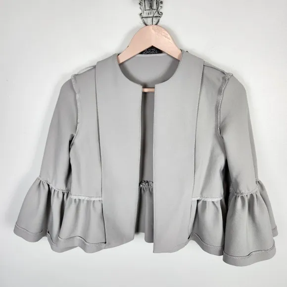 Rare EUC Topshop Gray Ruffle Crop Jacket Size 2 #0248