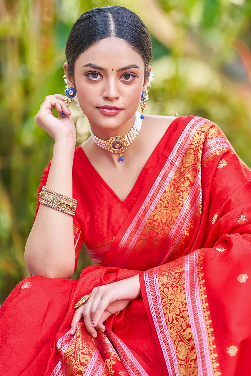 Red Banarasi Silk Saree With Weaving Work