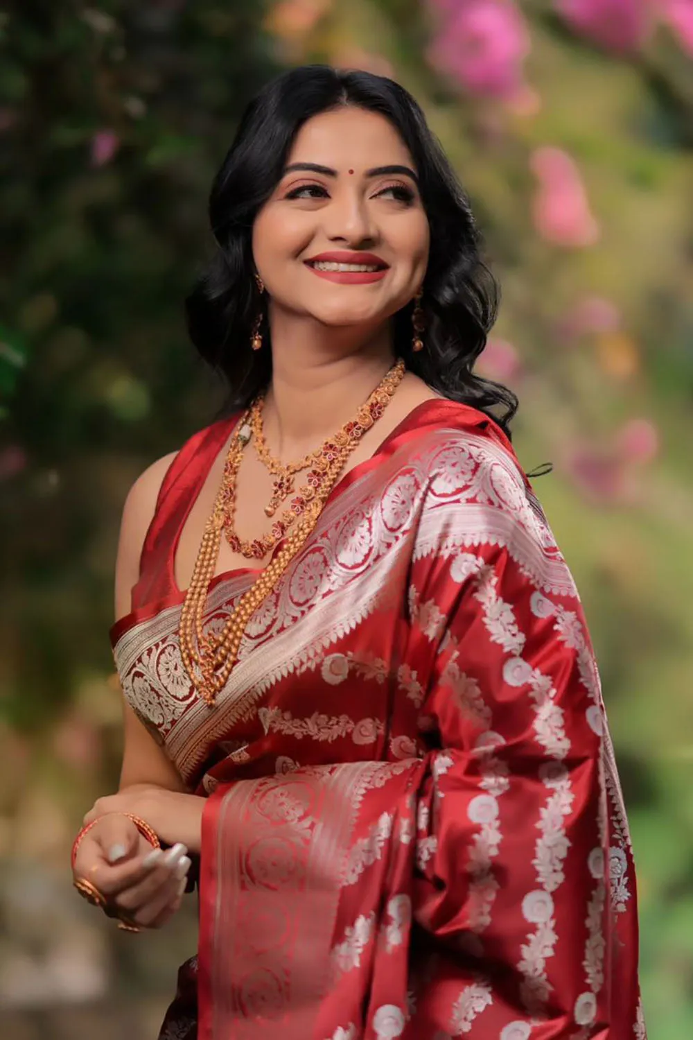 Red Soft Silk Saree With Zari Weaving Work
