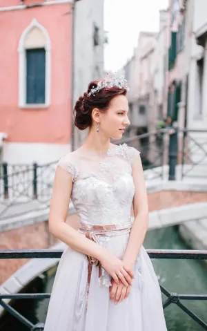 Romantic A-Line Lace  Tulle In White Shade Wedding Dress