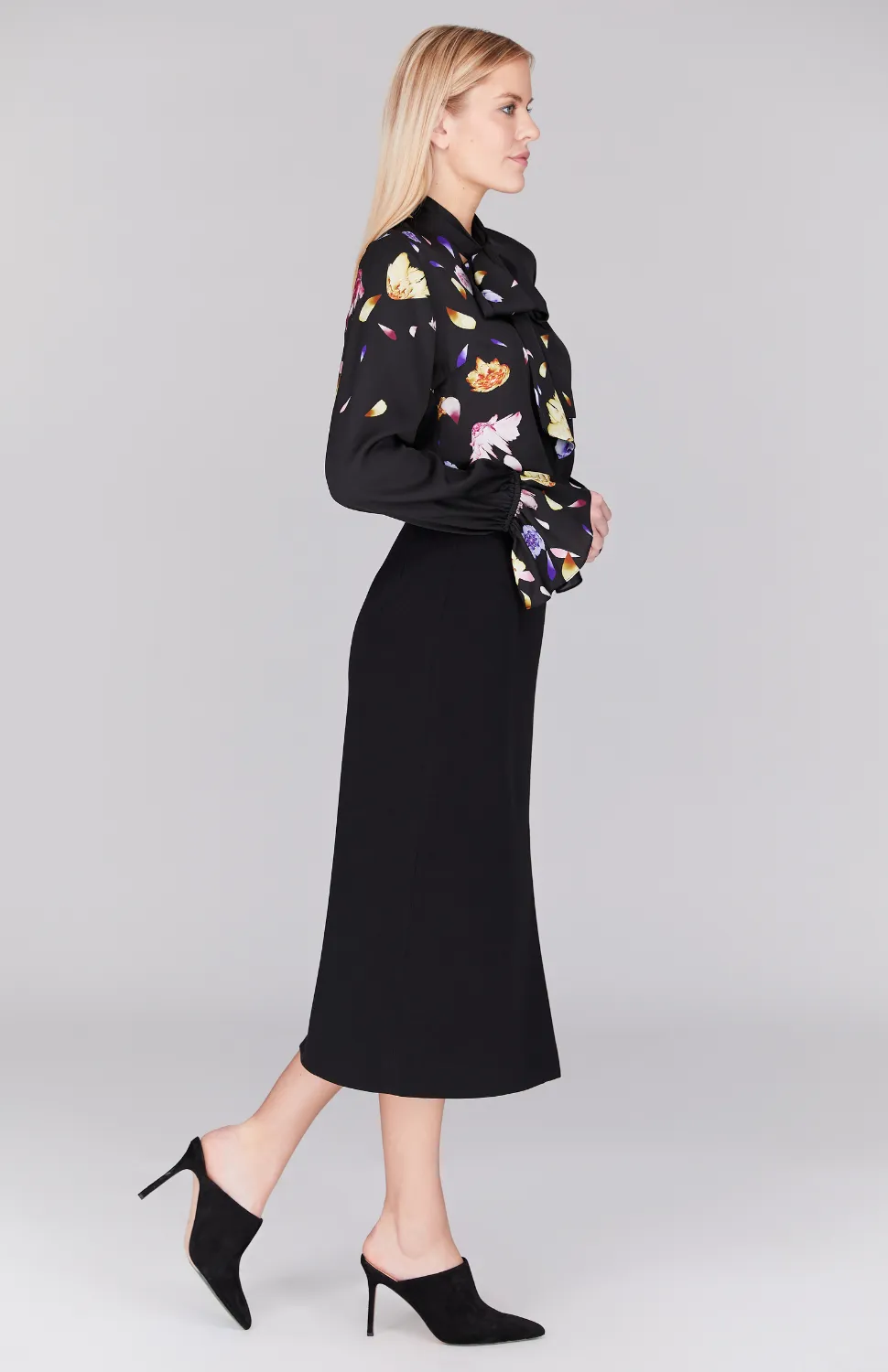Scattered Blossom V Neck Tie Blouse